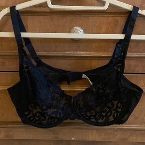 🖤✨ EUC Black lace Wacoal underwire bra - size 40 C ✨🖤